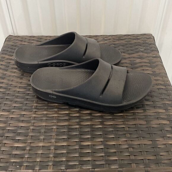 Oofos Sandals Mens size 11 main image 6